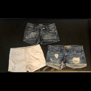 Lot of 3- Denim shorts juniors size 3